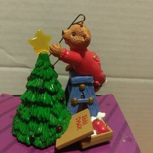 Eckerd Christmas Ornament "Wrapped Up in Christmas" Holiday Classics 1998